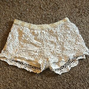 Mossimo Supply Co. Lace Shorts in size Smalll